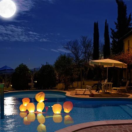 Subretia Residenze Di Campagna Aparthotel Fabbri Exterior foto