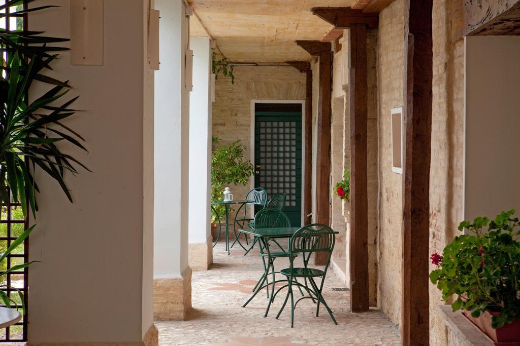 Subretia Residenze Di Campagna Aparthotel Fabbri Exterior foto