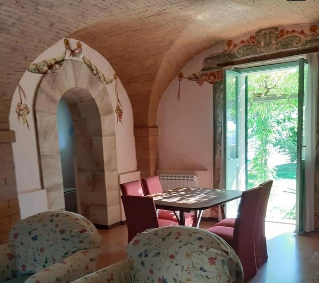 Subretia Residenze Di Campagna Aparthotel Fabbri Exterior foto